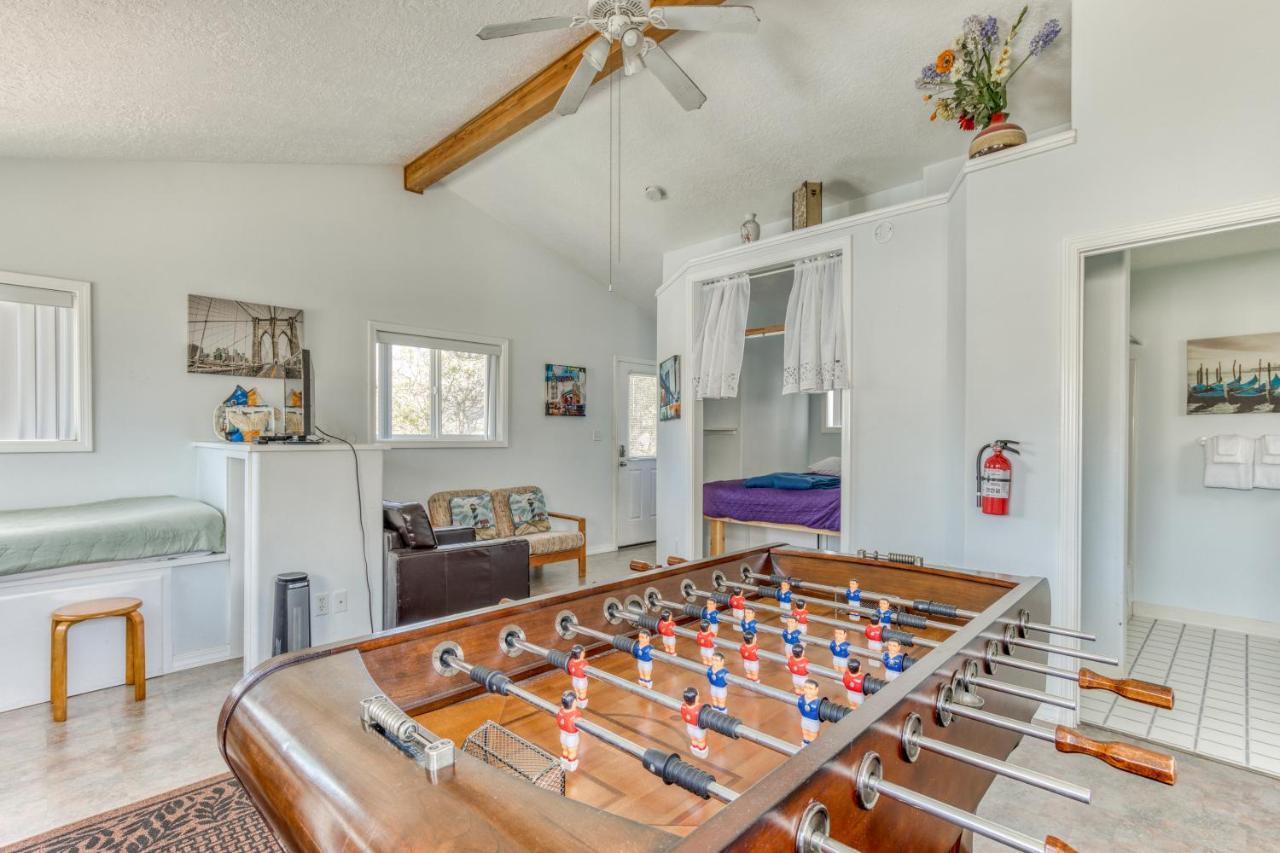 Pearl Off The Prom Villa Сийсайд Екстериор снимка