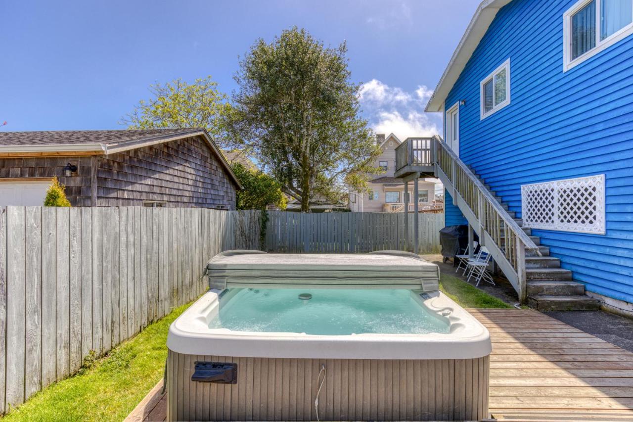 Pearl Off The Prom Villa Сийсайд Екстериор снимка