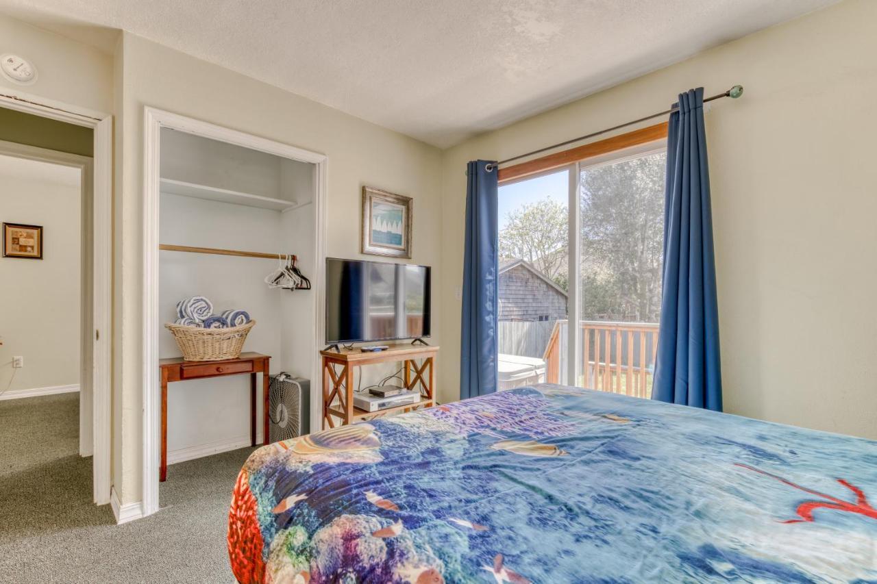 Pearl Off The Prom Villa Сийсайд Екстериор снимка